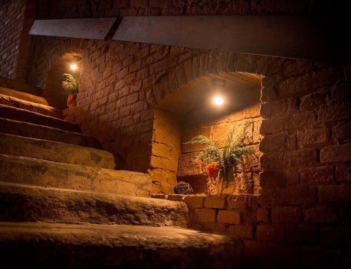 Herbenka Hotel Hustopeče Zewnętrze zdjęcie